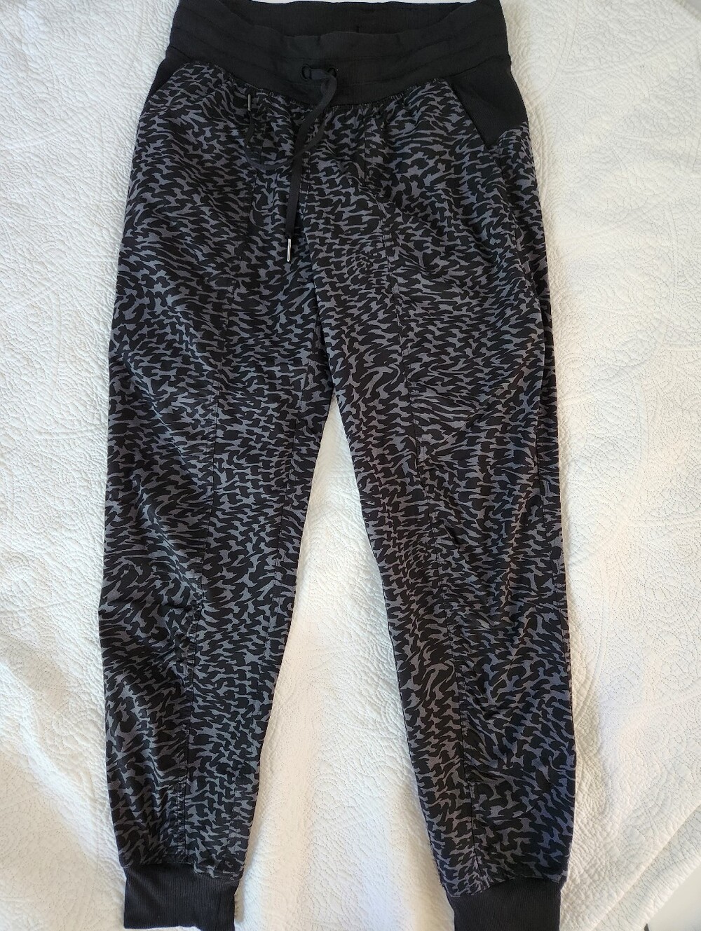 LULULEMON Animal Print Studio Joggers 6